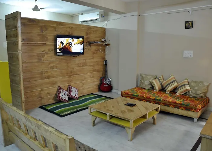 Friends Hostel New Delhi